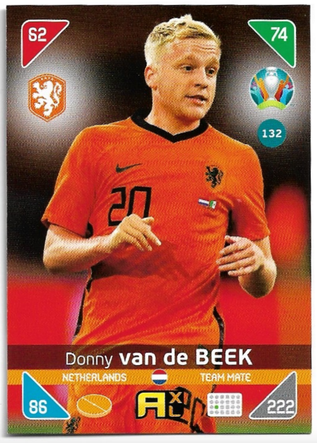 DONNY VAN DE BEEK 20-21 Panini UEFA Euro 2020 Kick Off